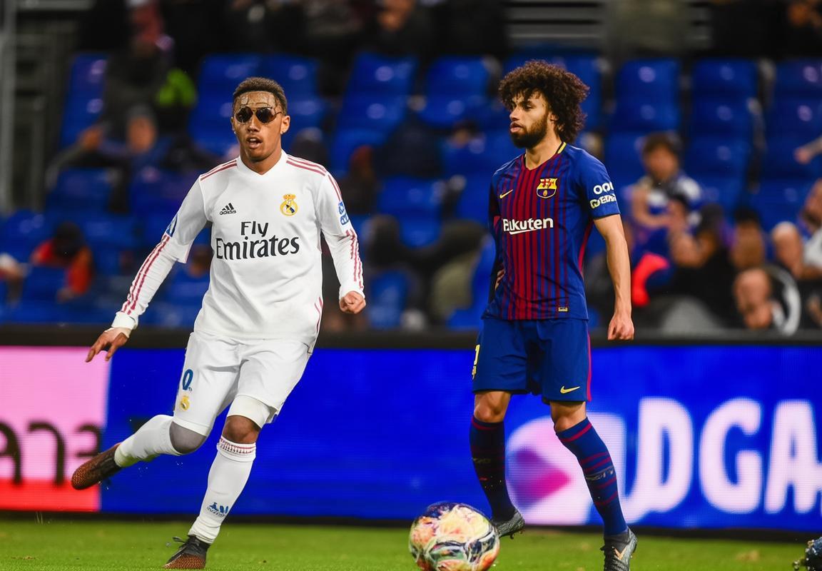 泰伦·卢：欧文想学科比，不抱詹姆斯大腿、当老大夺冠！